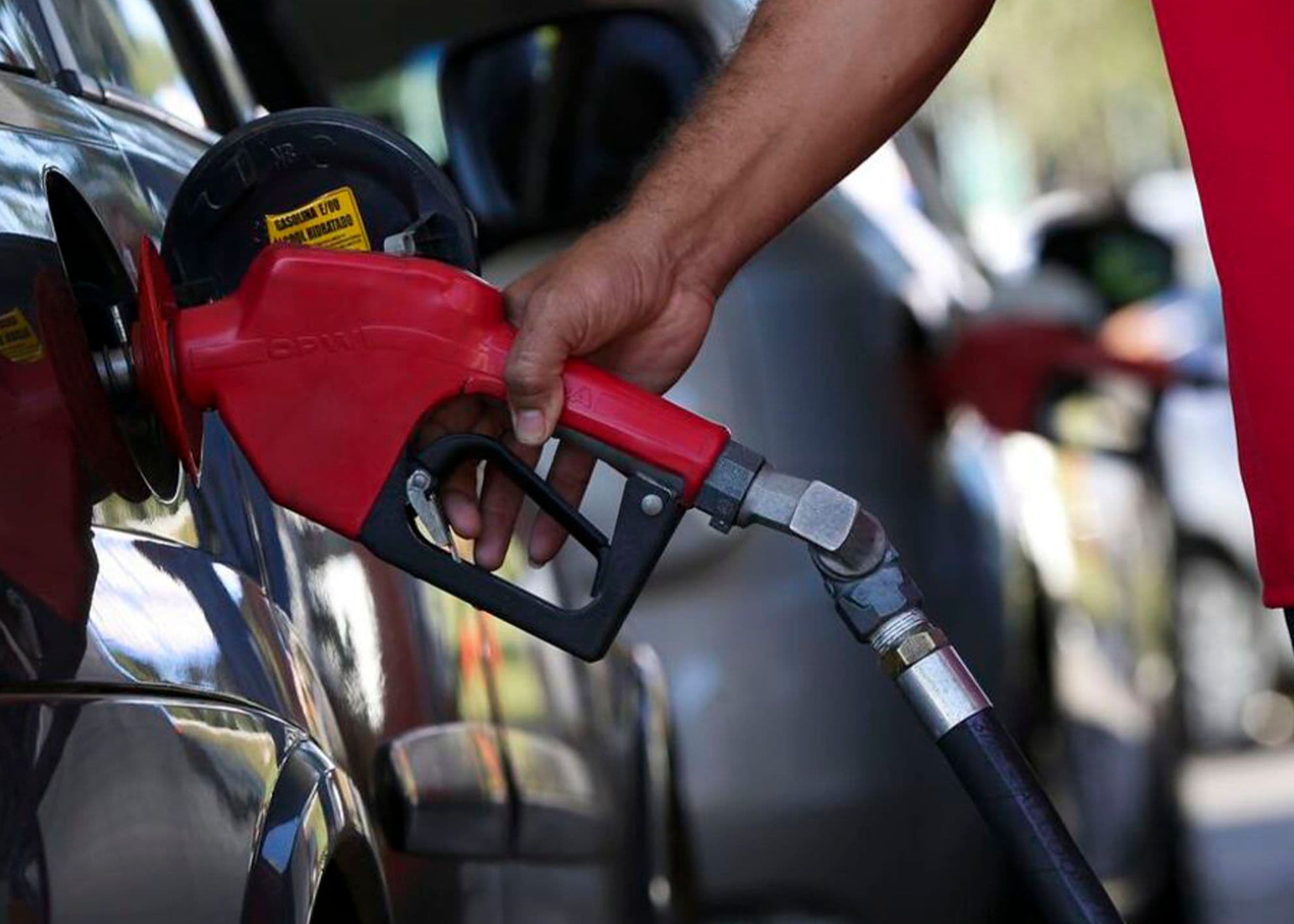 Porque você precisa tomar cuidado ao abastecer o seu carro em julho?